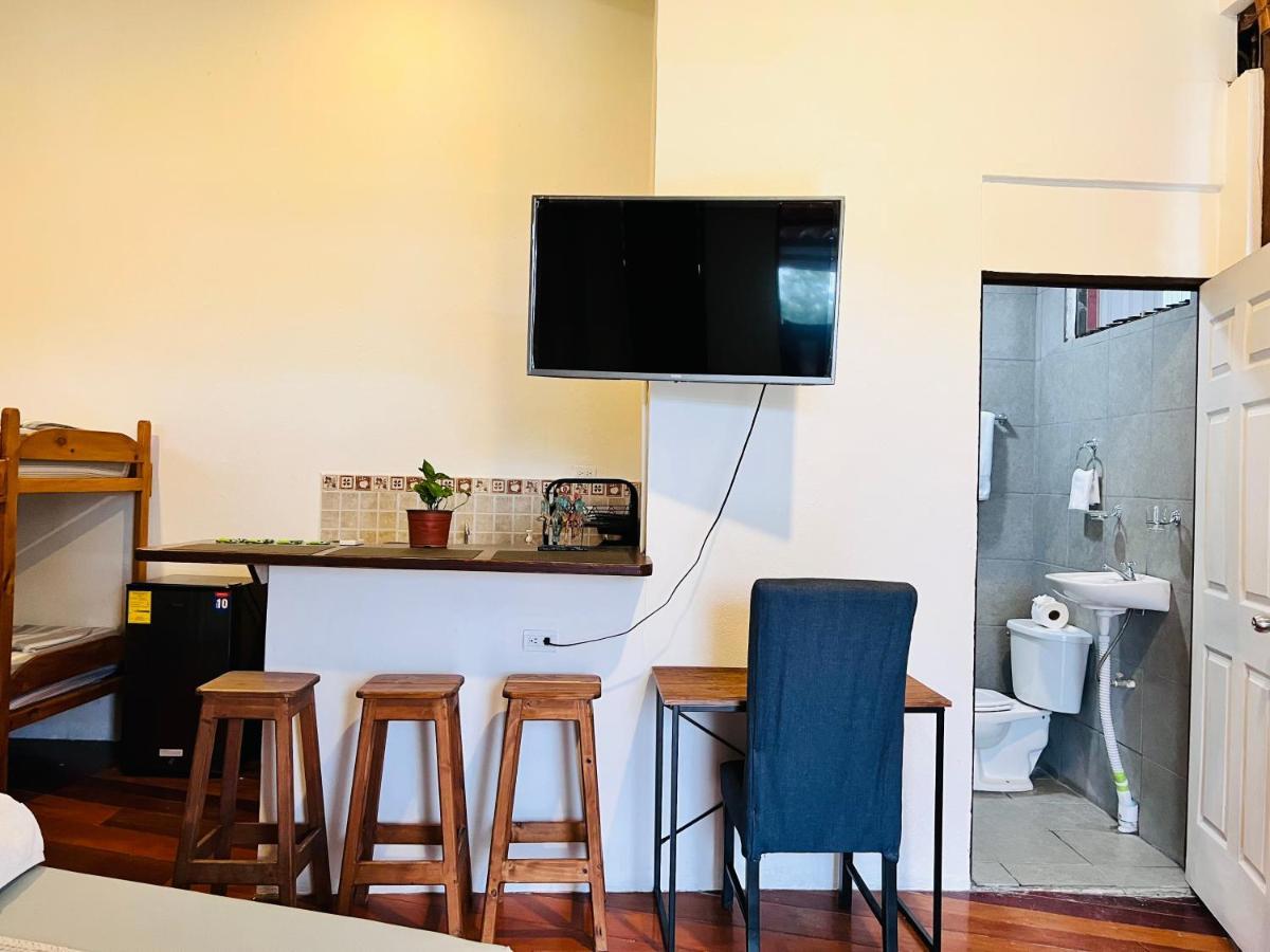 Hotel Adventure Lodge Jacó Εξωτερικό φωτογραφία